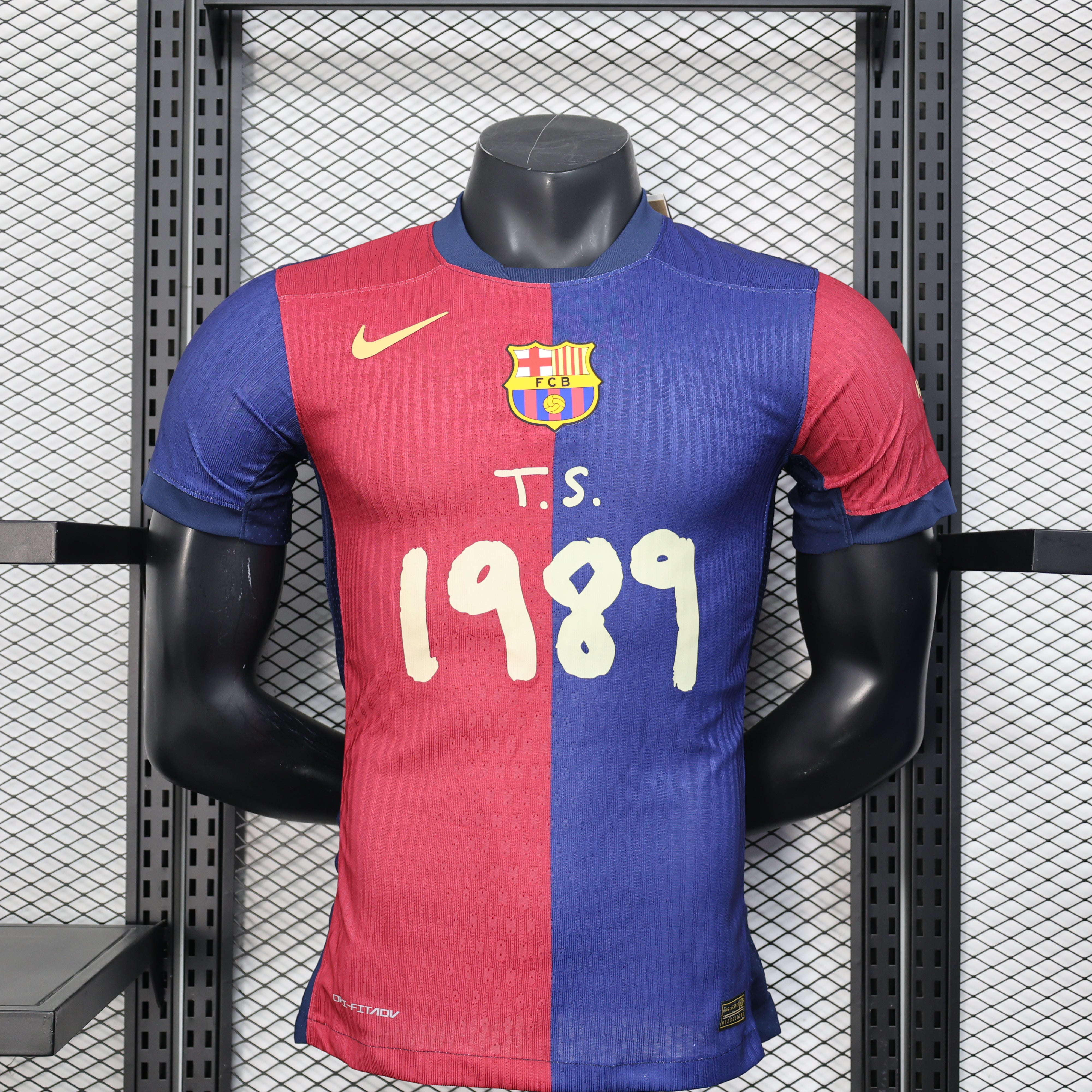 MAILLOT BARCELONE ÉDITION SPÉCIALE