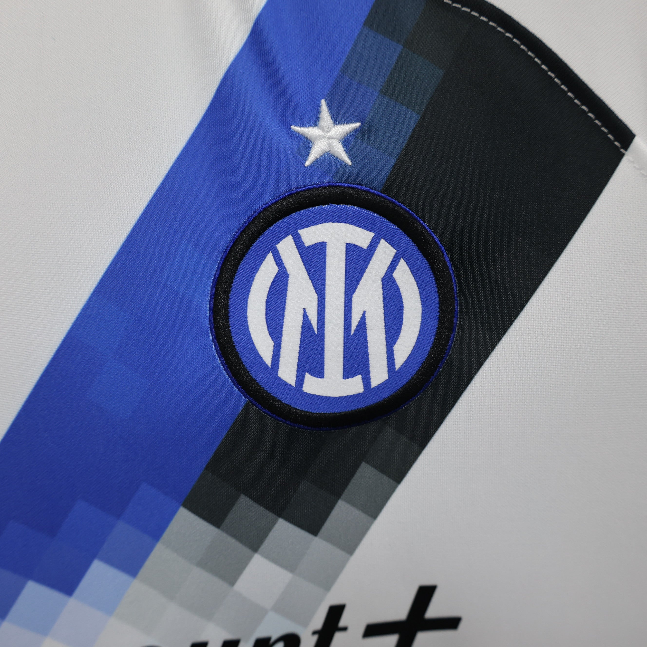 MAILLOT INTER MILAN EXTERIEUR 2023/2024