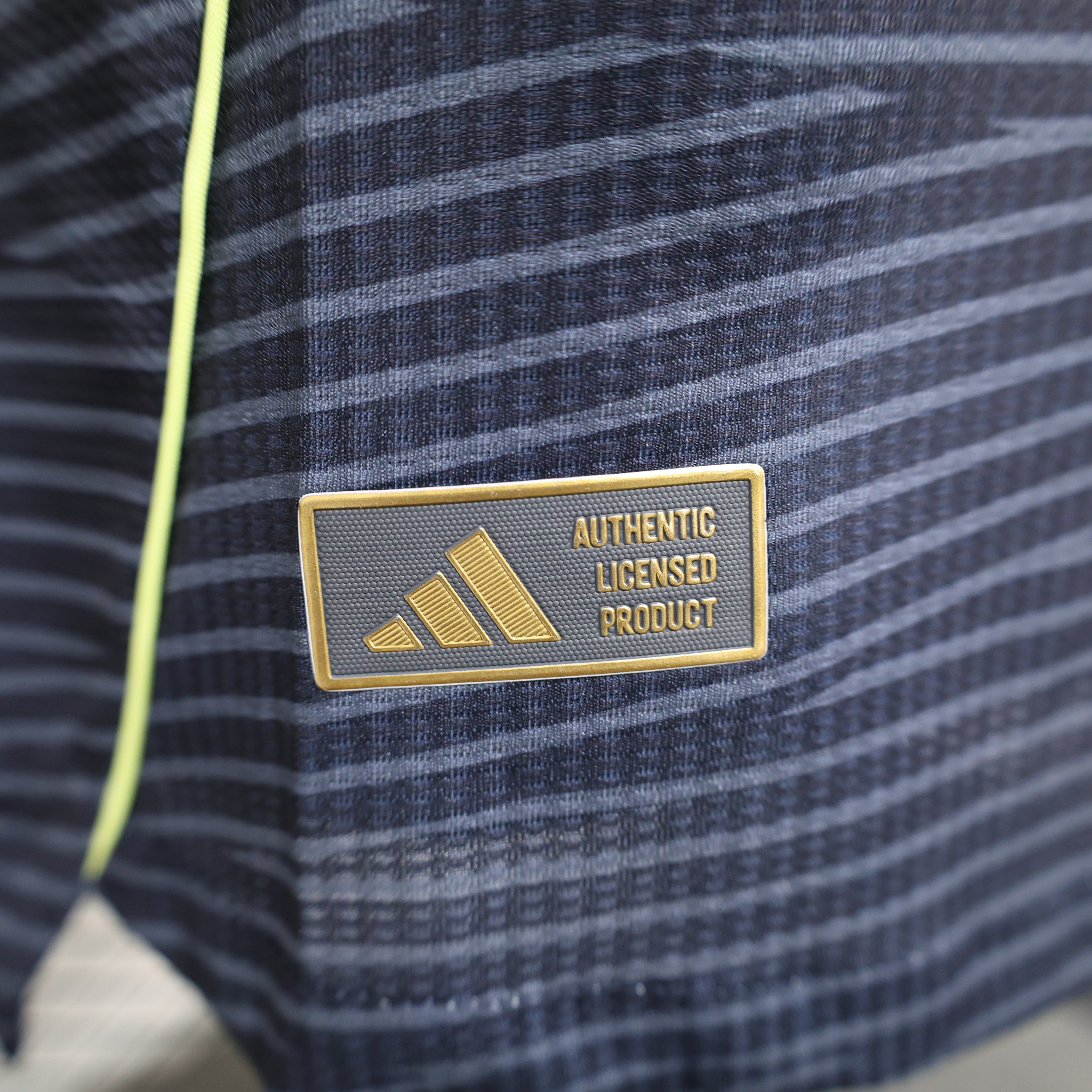 MAILLOT REAL MADRID PRÉ-MATCH 2023/2024