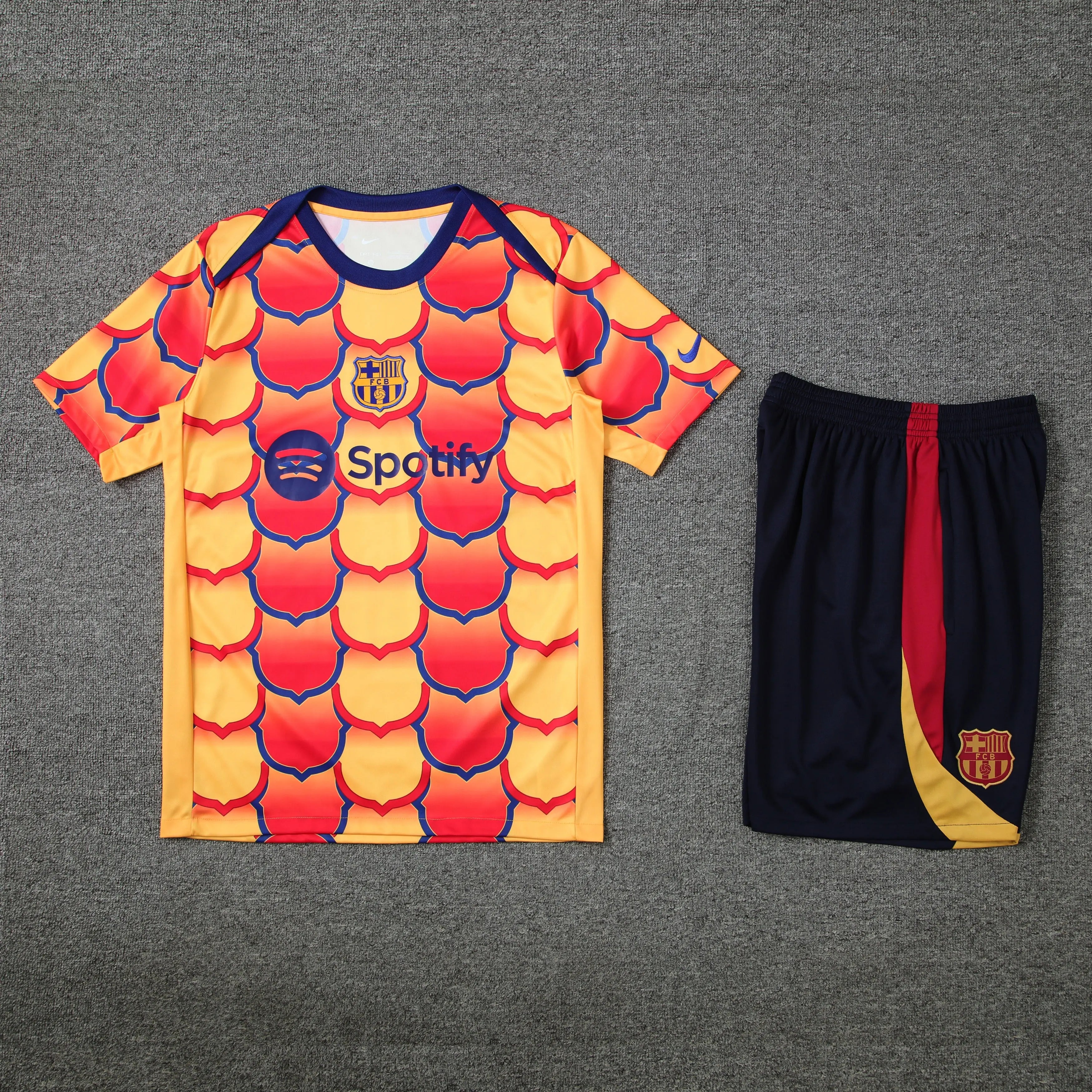 Ensemble Barcelone orange 2025
