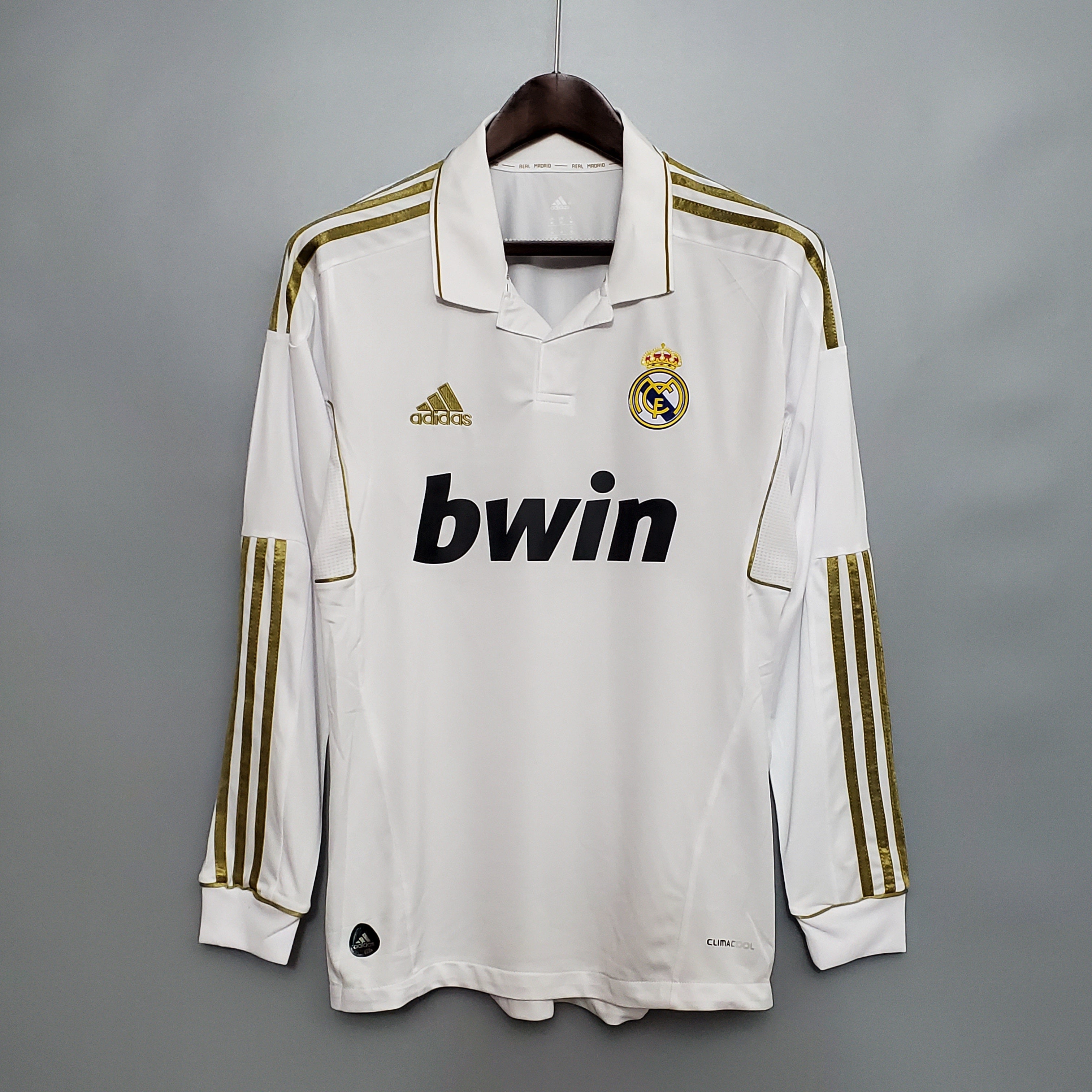 MAILLOT REAL MADRID DOMICILE 2011/2012 VERSION MANCHES LONGUES