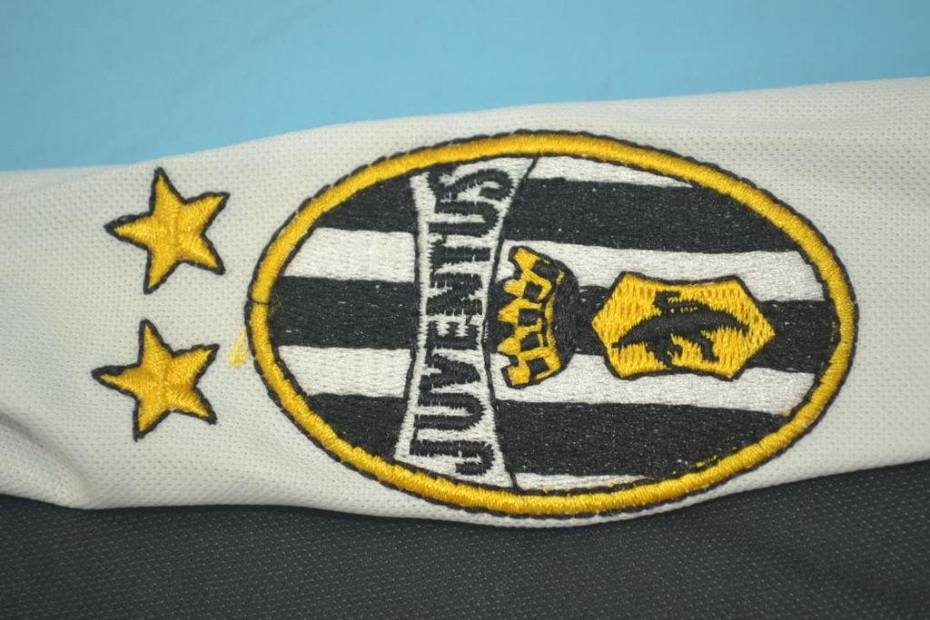 MAILLOT RETRO JUVENTUS DOMICILE 1997/1998 VERSION MANCHES LONGUES