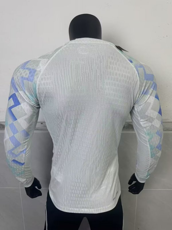 MAILLOT INTER MILAN EXTÉRIEUR 2025/2026 VERSION MANCHES LONGUES