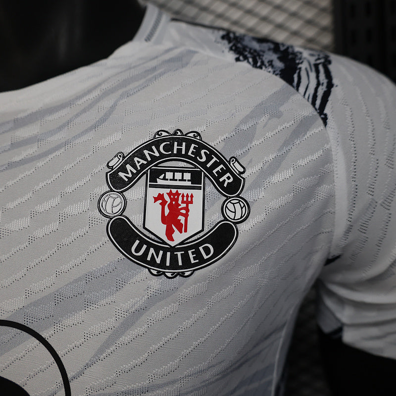 MAILLOT MANCHESTER UNITED BLANC ÉDITION SPÉCIALE 2025/2026