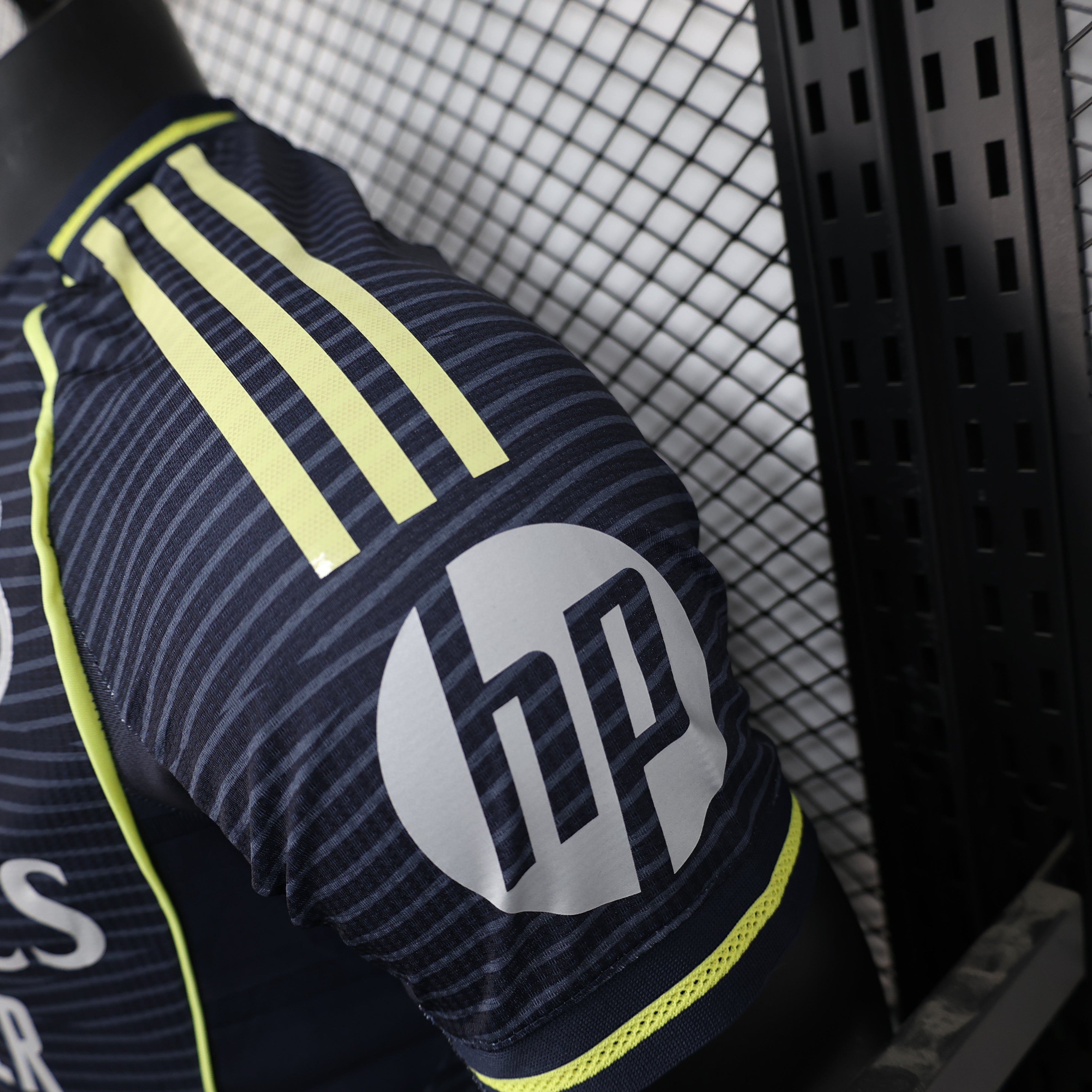 MAILLOT REAL MADRID PRÉ-MATCH 2023/2024