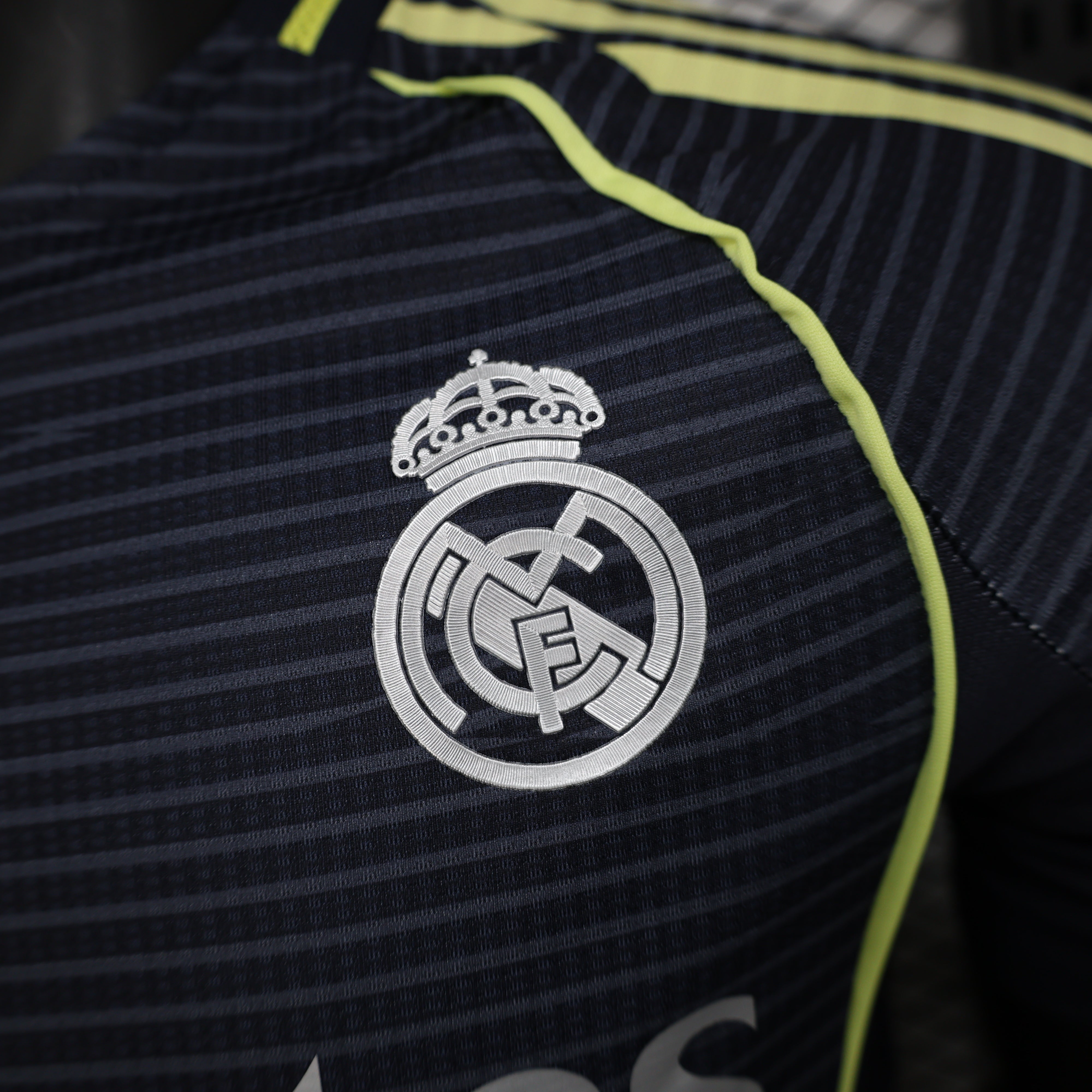 MAILLOT REAL MADRID PRÉ-MATCH 2023/2024