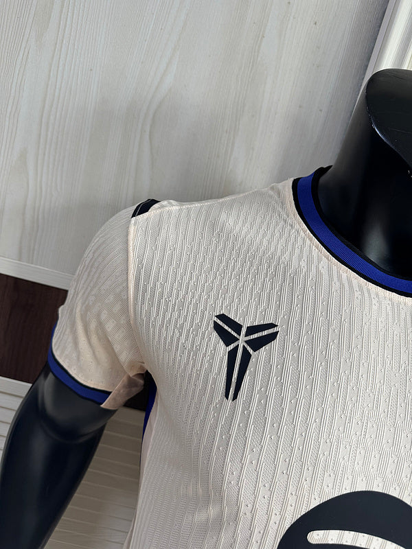 MAILLOT FC BARCELONE ÉDITION SPÉCIALE BEIGE 2025/2026