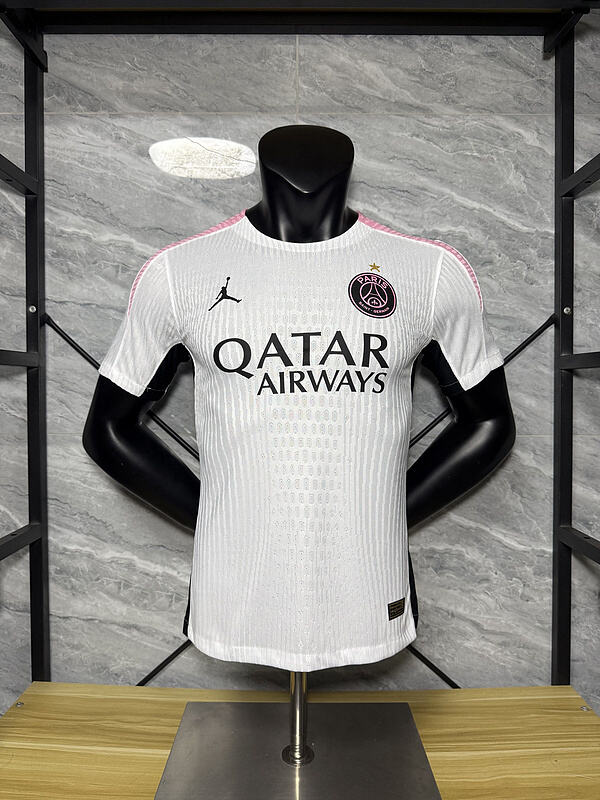 MAILLOT PARIS SG ÉDITION BLANC/ROSE 2025/2026