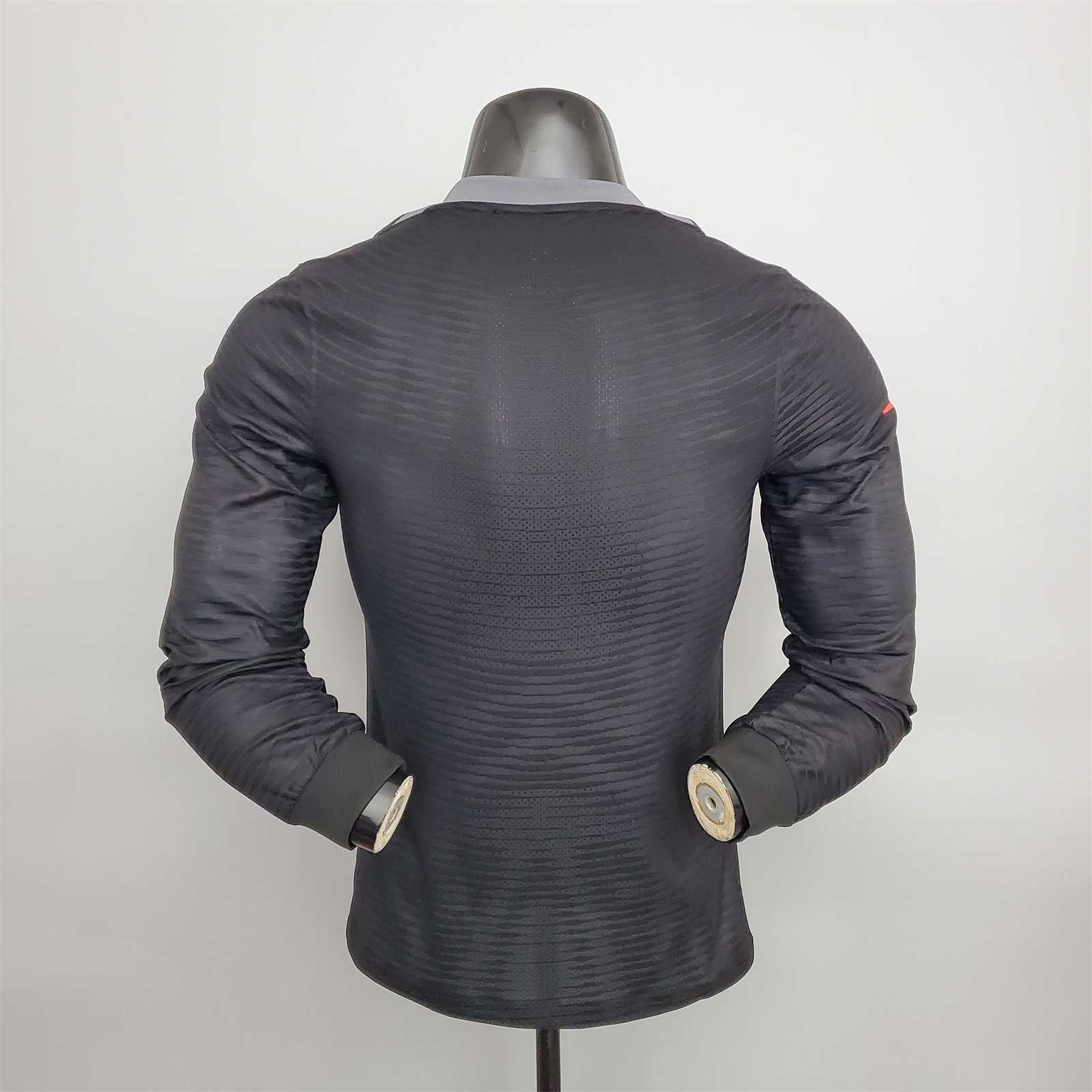 MAILLOT PARIS SG 2021/2022 VERSION MANCHES LONGUES