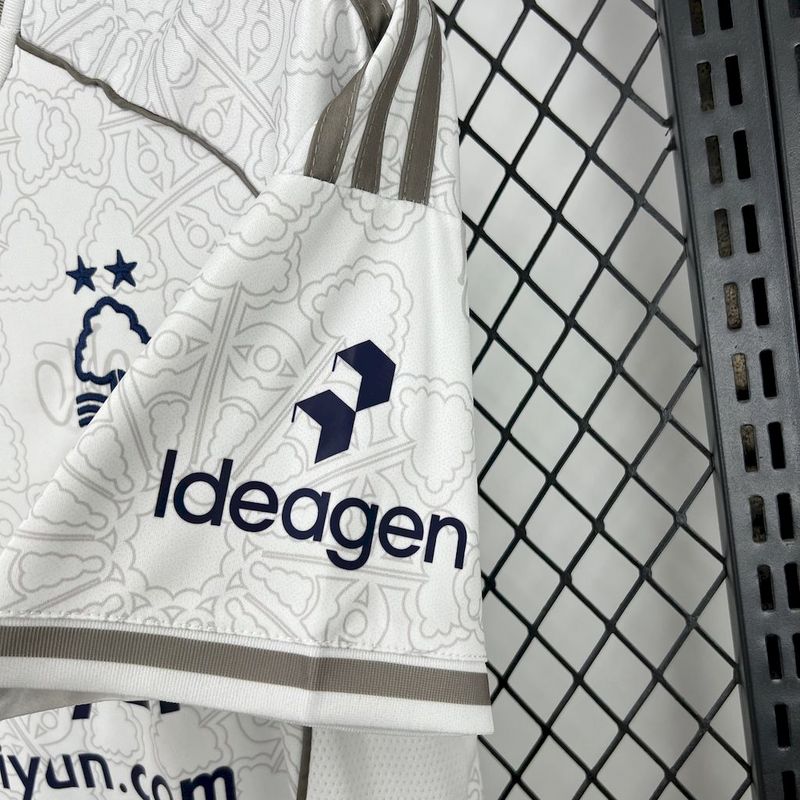 MAILLOT NOTTINGHAM FOREST EXTERIEUR 2025/2026