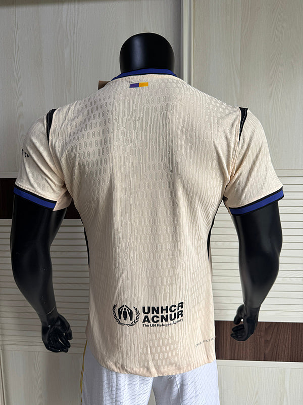 MAILLOT FC BARCELONE ÉDITION SPÉCIALE BEIGE 2025/2026
