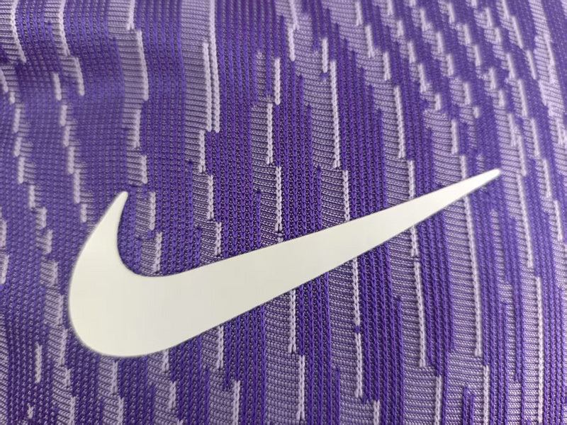 MAILLOT CHELSEA VIOLET VERSION POLO 2025/2026